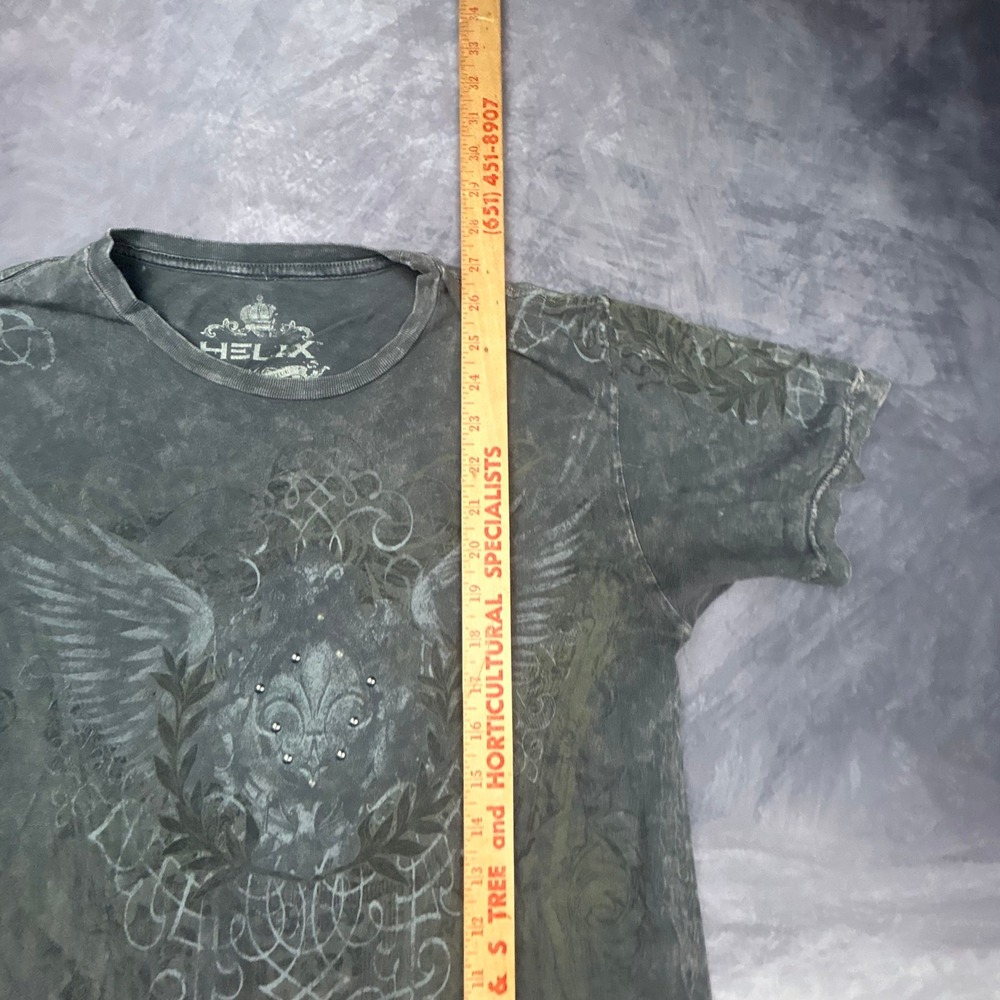 Helix Mens Y2K Graphic T Shirt Gray Faded Fleur De Lis Wing Studded Medium - Picture 4 of 8